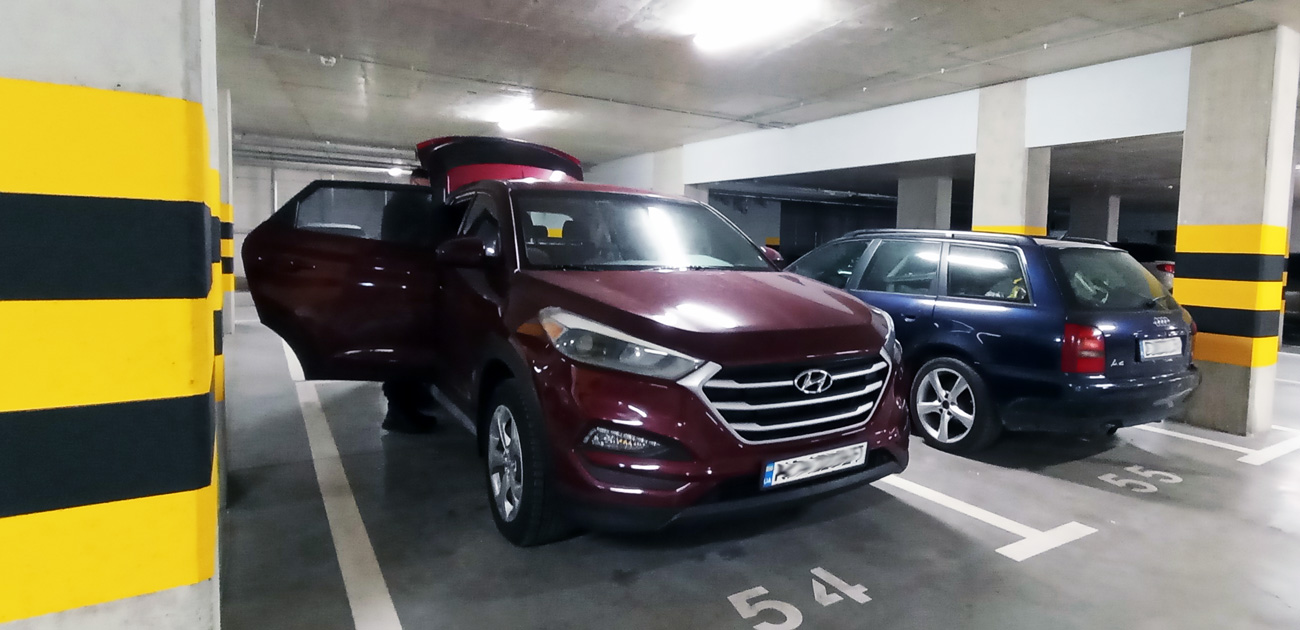 Трансфер автомобіля Hyundai Tucson з Польщі до України