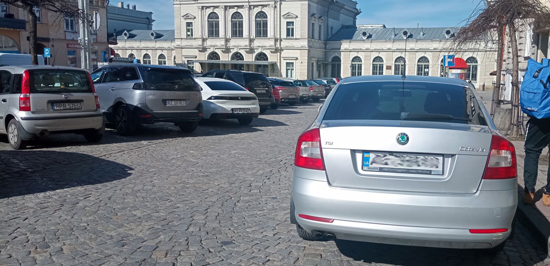 Skoda Octavia A5 2012 1.8 бензин сірий хетчбек - вид ззаду