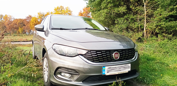Автомобіль Fiat Tipo з Польщі до України